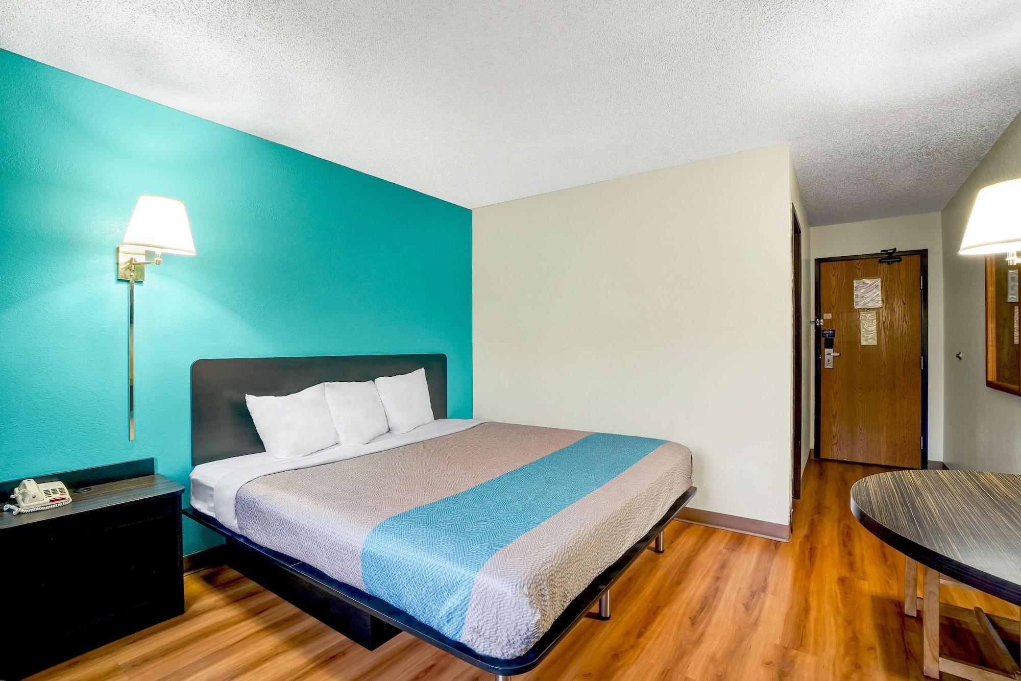 Motel 6-Montoursville, Pa - Williamsport Bagian luar foto