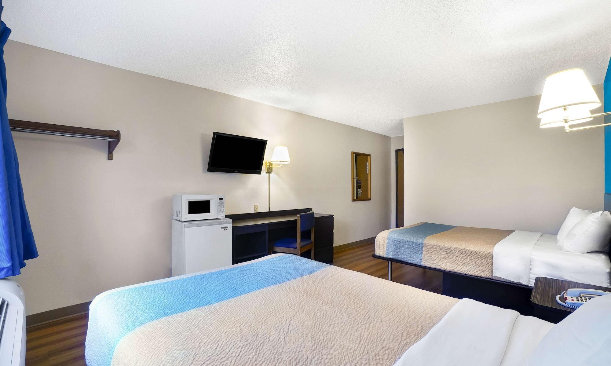 Motel 6-Montoursville, Pa - Williamsport Bagian luar foto